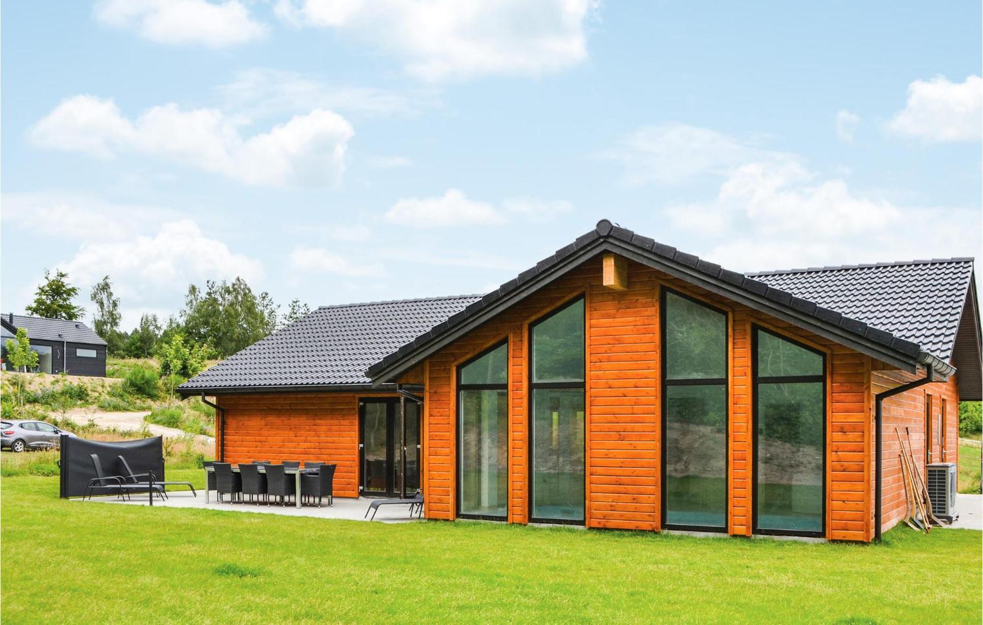 Amazing Home In Ebeltoft With Indoor Swimming Pool Exteriör bild