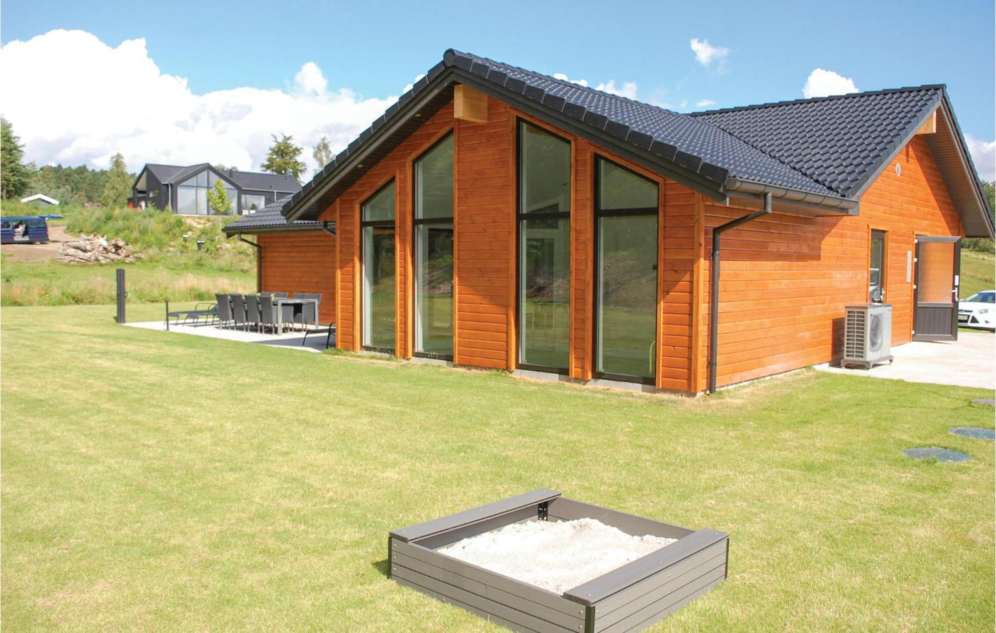 Amazing Home In Ebeltoft With Indoor Swimming Pool Exteriör bild